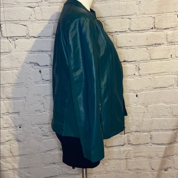 Super soft emerald faux leather lined jacket - Picture 4 of 7